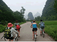 Cycling around the Paradise Yangshuo Town