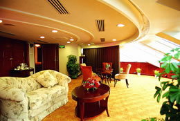 Super Deluxe Suite on Yangtze River Cruise Ship 