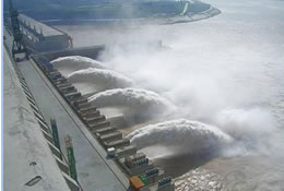 Gezhou Dam is 2561 meters across, 70 meters high, and has a depth or water thickness, of 30 meters. 