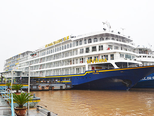 Yangtze River Cruise Story