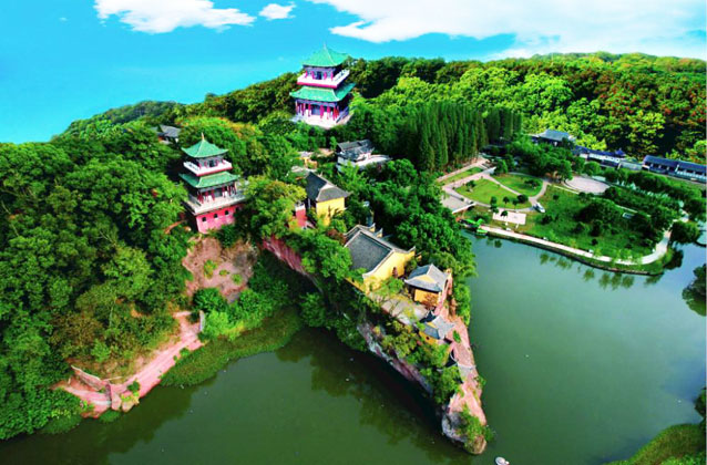 river cruise in nanjing