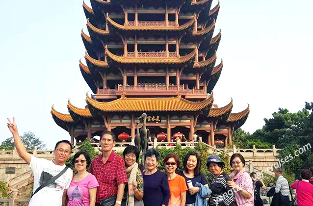 river cruise in nanjing