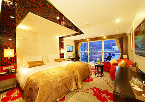 Century Paragon Accommodation