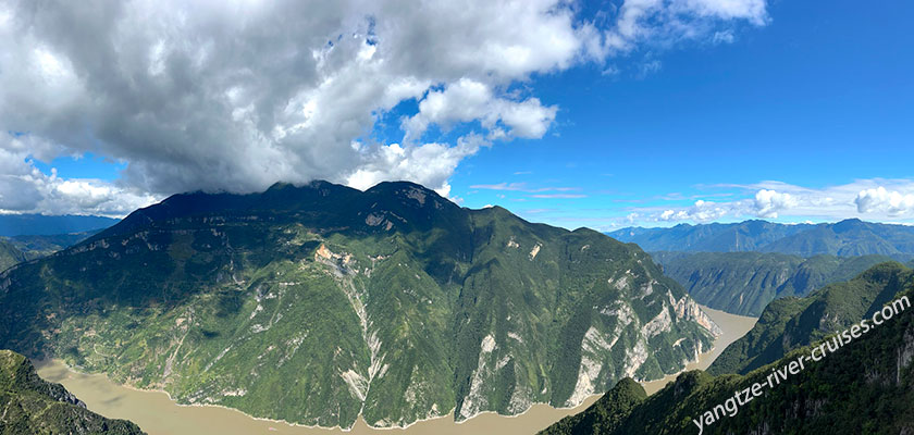 Yangtze River Cruise - Goddess Sky Road