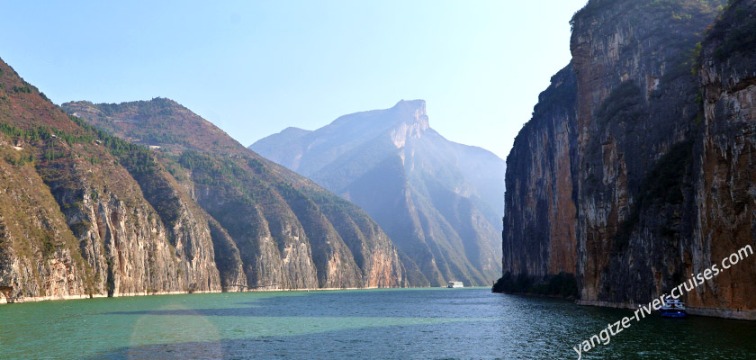 Noon: Cruise Sailing Through Qutang Gorge