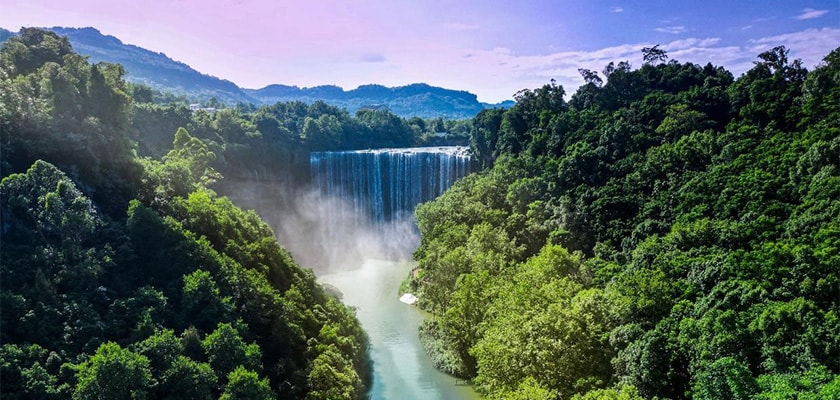 Wanzhou Grand Waterfall