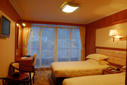 Deluxe Cabin on President No.1 