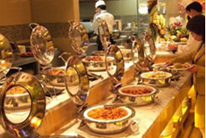 Both West and Chinese cuisine are offered on President No.1