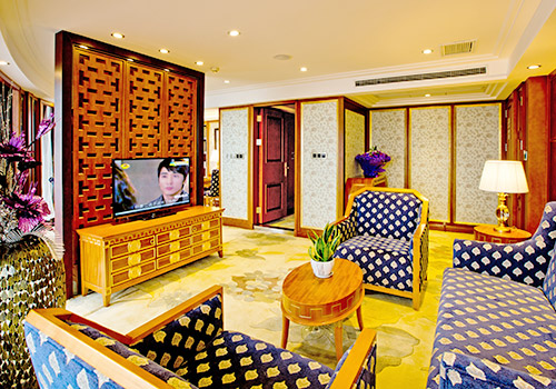 President No.8 Accommodation