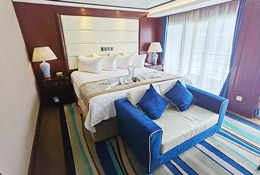 Deluxe Suite on Victoria Anna 