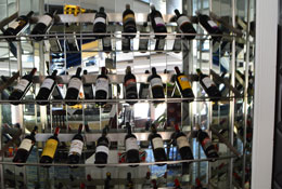 Drinks on Yangtze Club on Deck 5 