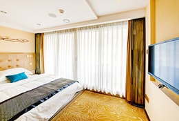 Single Cabin With Balcony on Yangtze Gold 7