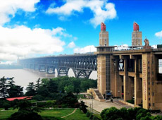 Nanjing Yangtze River Bridge