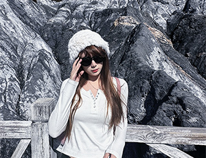 Yangtze Cruise Specialist - Samantha